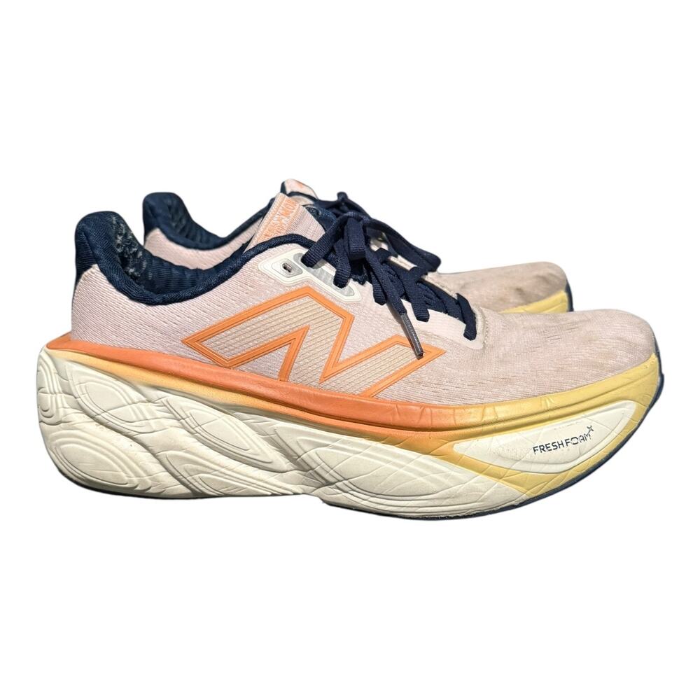 New Balance Fresh Foam X More v5 Women’s Running Sneakers Size 9 Pink Orange - Picture 2 of 9